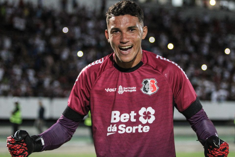 Jovem da base, Rokenedy assume a camisa um do Santa Cruz