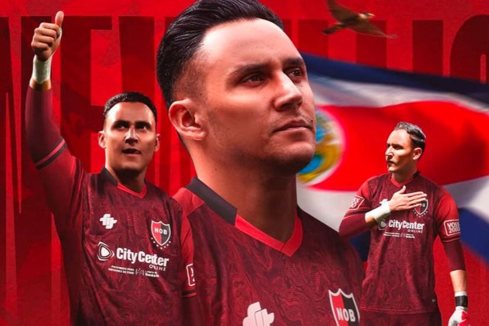 Goleiro de 38 anos irá jogar pela 1ª vez na América do Sul
