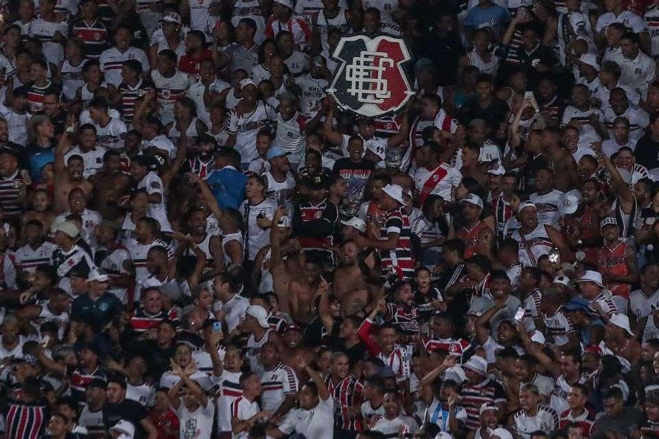 Santa Cruz vive expectativa por novamente um grande público no Pernambucano
