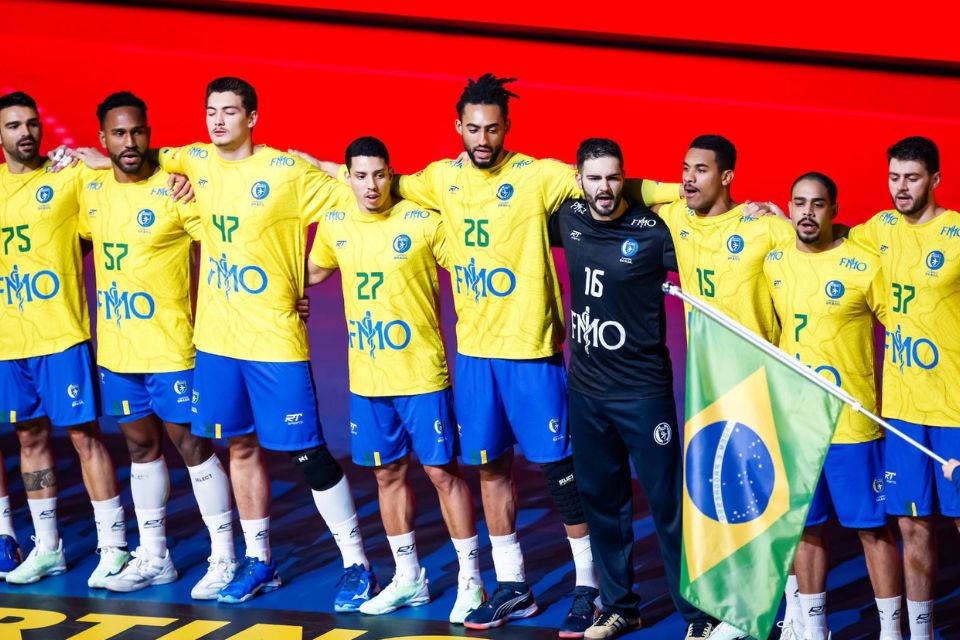 O Brasil venceu a Espanha na última rodada da fase de grupos