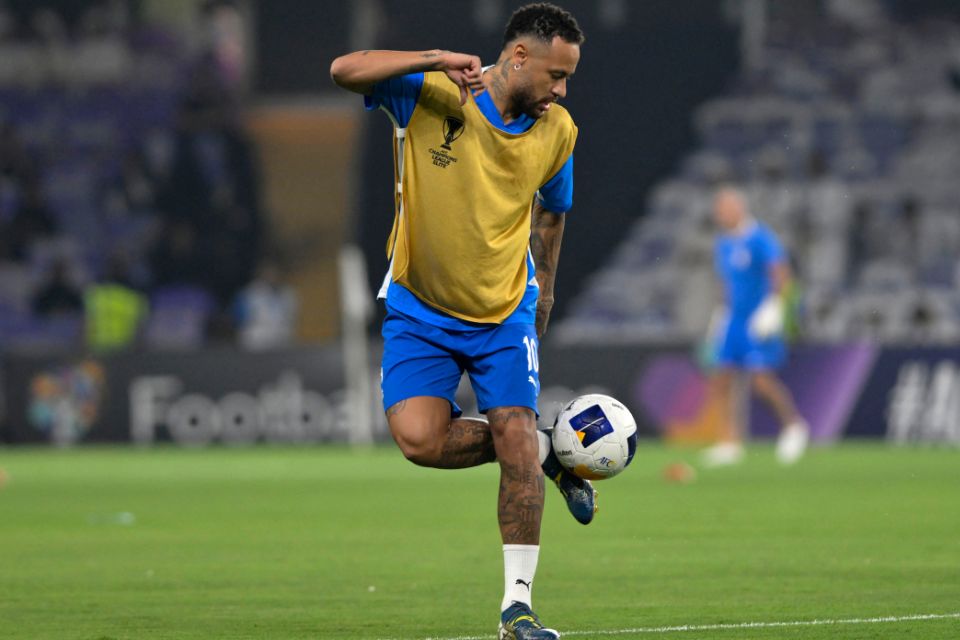 A previsão de estreia do craque é no dia 5 de fevereiro