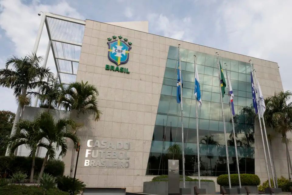 Importante enfatizar que entram nessa conta apenas transfer&ecirc;ncias internacionais/Lucas Figueiredo/CBF