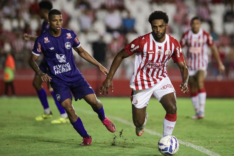 Náutico venceu com gols de Marco Antônio e Paulo Sérgio
