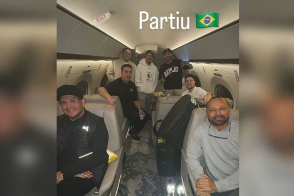 Neymar volta ao Santos ap&oacute;s passagens por Barcelona, PSG e Al-Hilal/Reprodu&ccedil;&atilde;o