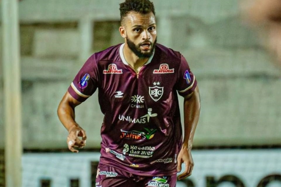 Hiago Campelo chega para ser mais uma opção para a defesa da Cobra Coral