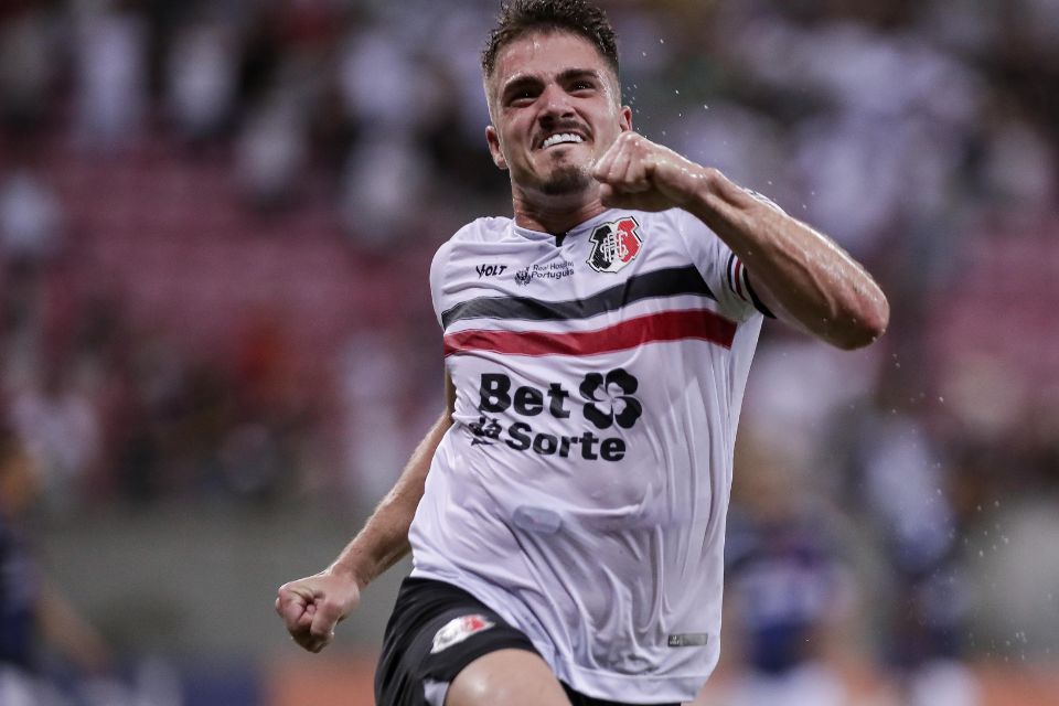 Santa Cruz est&aacute; invicto h&aacute; tr&ecirc;s jogos/Rafael Vieira/FPF