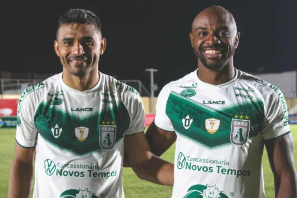 Diego Ceará e  Ian Augusto, artilheiros do clube na temporada