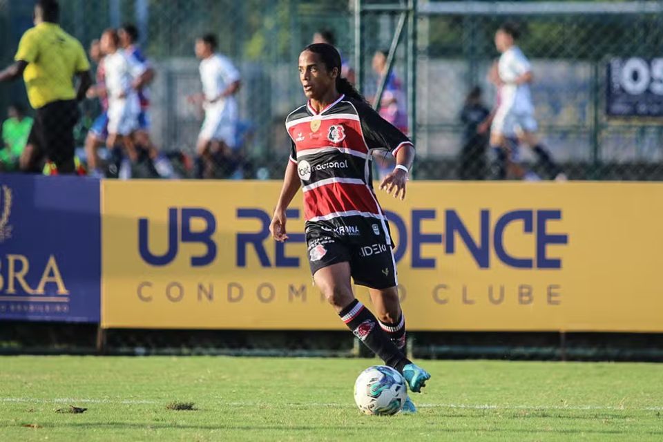 Em nota oficial, o Santa Cruz esclareceu que mantém percentual dos atletas