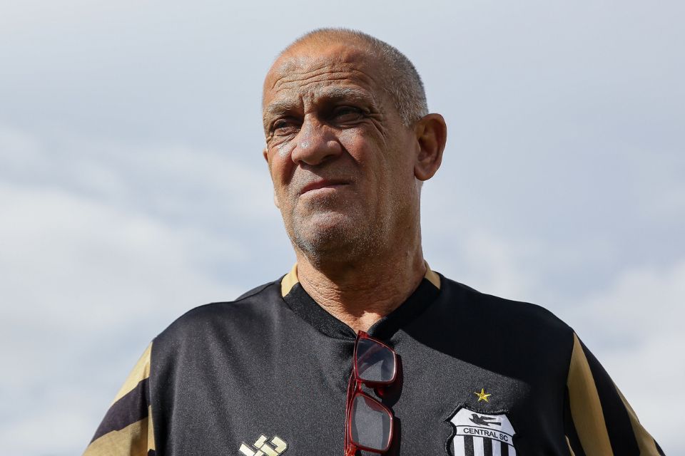 Central anuncia saída de Celso Teixeira, em comum acordo