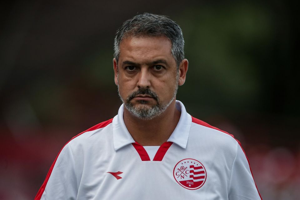 Marquinhos Santos soma 10 partidas no comando do Náutico