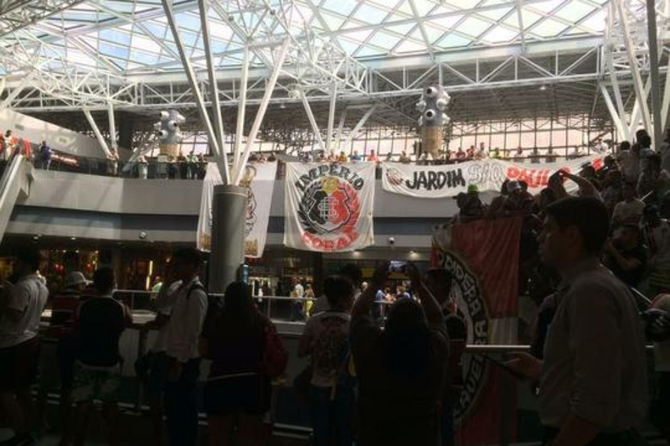 Torcedores tricolores vêm promovendo a mobilização para receber o atacante