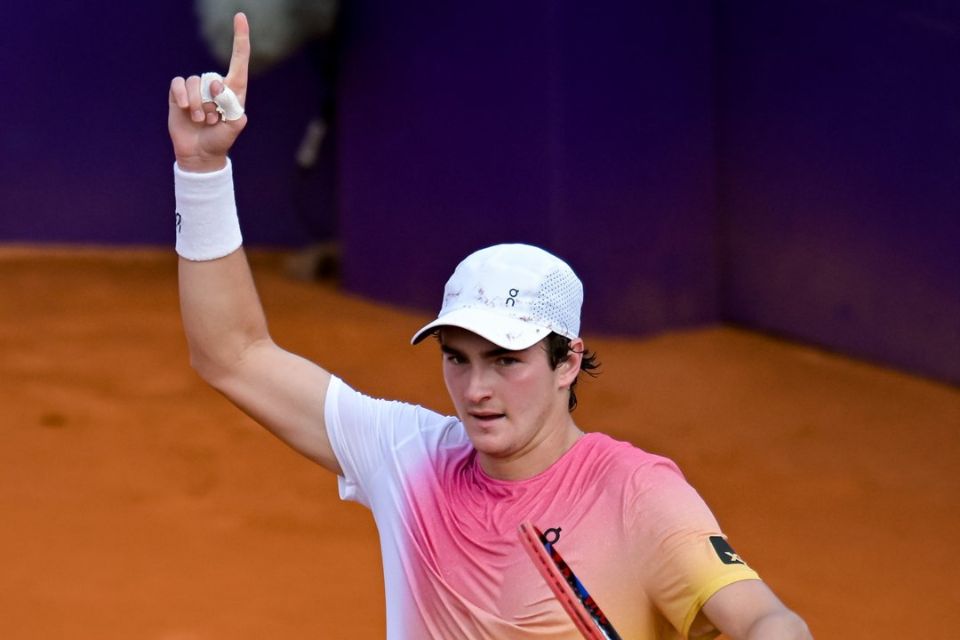 João Fonseca já era o primeiro tenista nascido em 2006 a chegar a uma semifinal de um torneio ATP