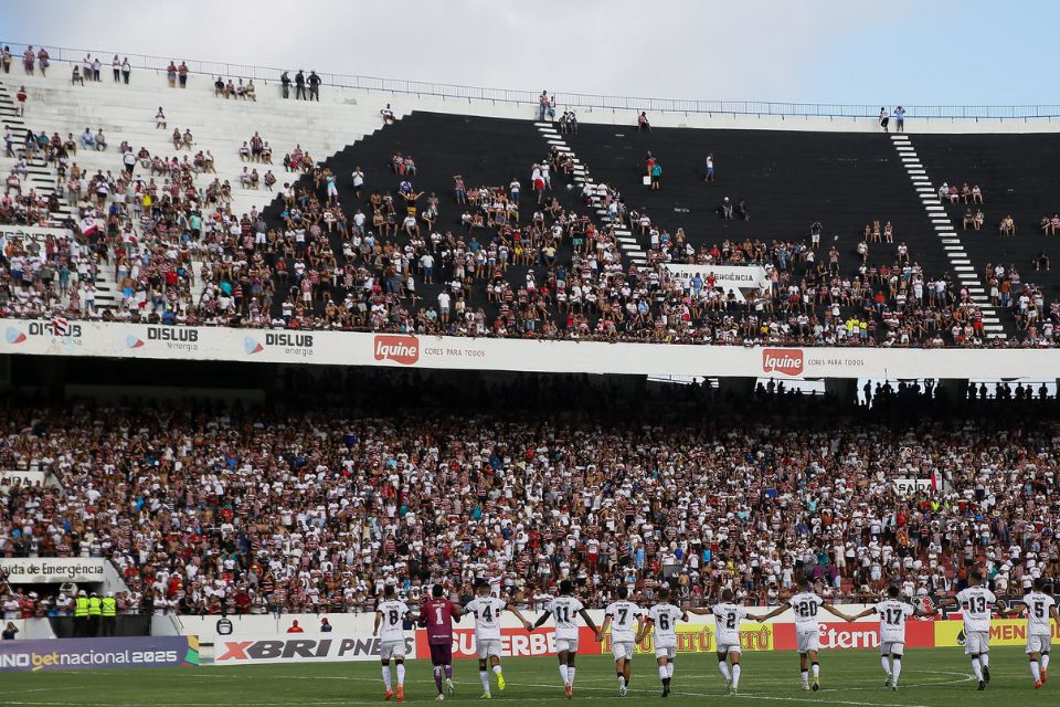 Santa Cruz lidera em média de público no Campeonato Pernambucano