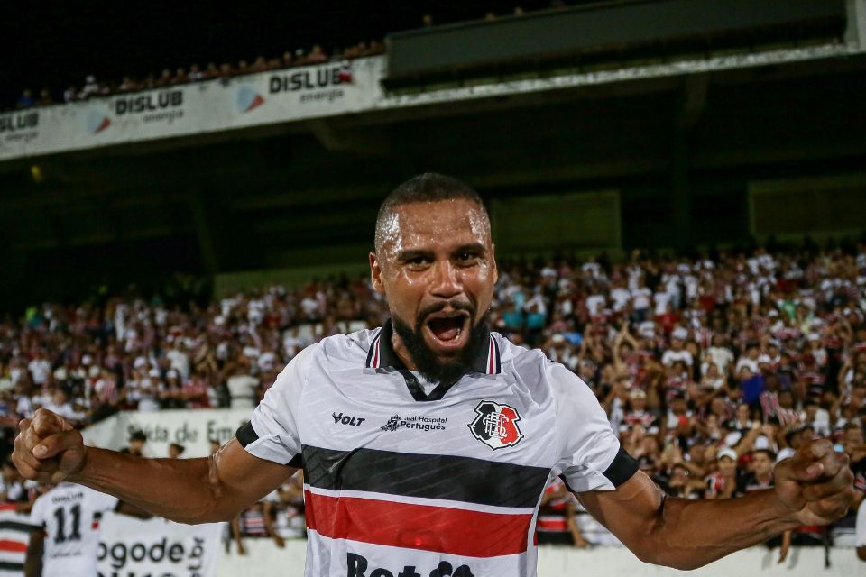 Everton Felipe é torcedor declarado do Santa Cruz