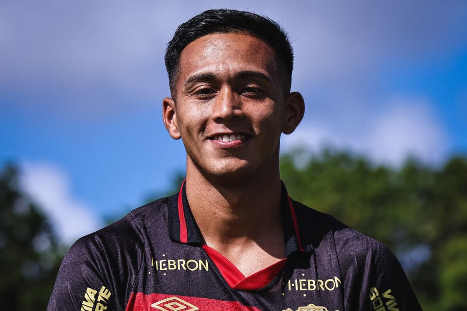 Rodrigo Atencio reforço do Leão para 2025
