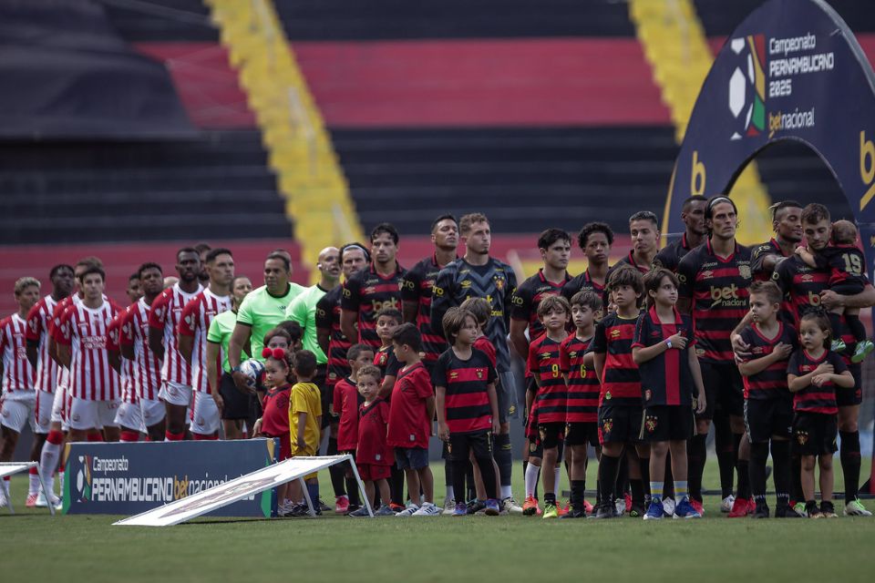 Quartas do Pernambucano ser&atilde;o com port&otilde;es fechados/Rafael Vieira/DP