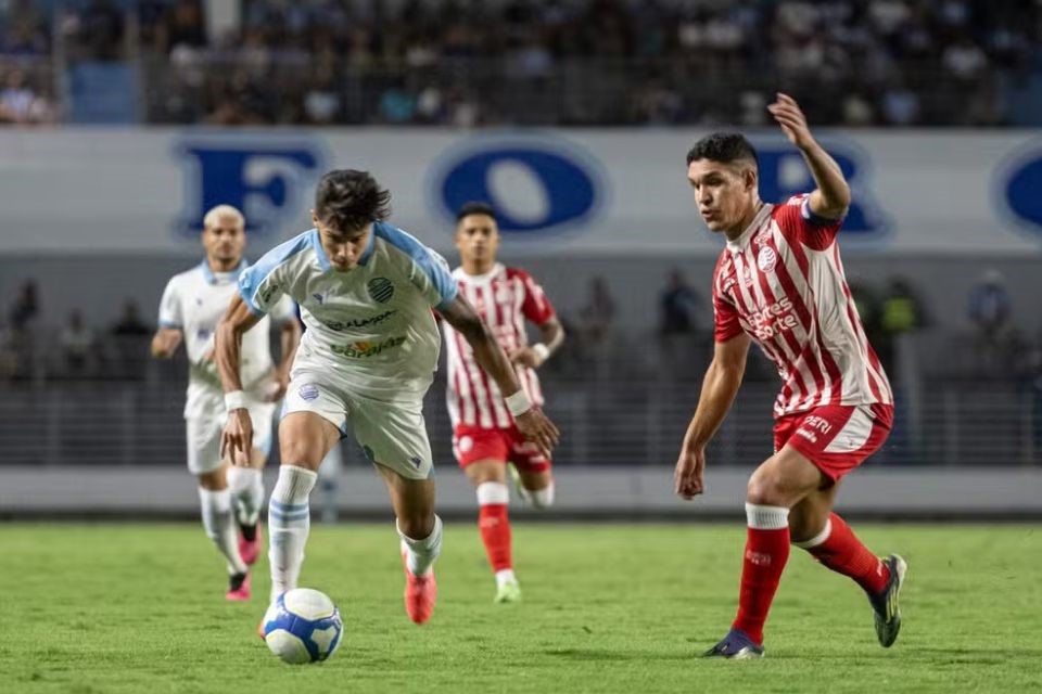  Náutico visita o CSA no Rei Pelé