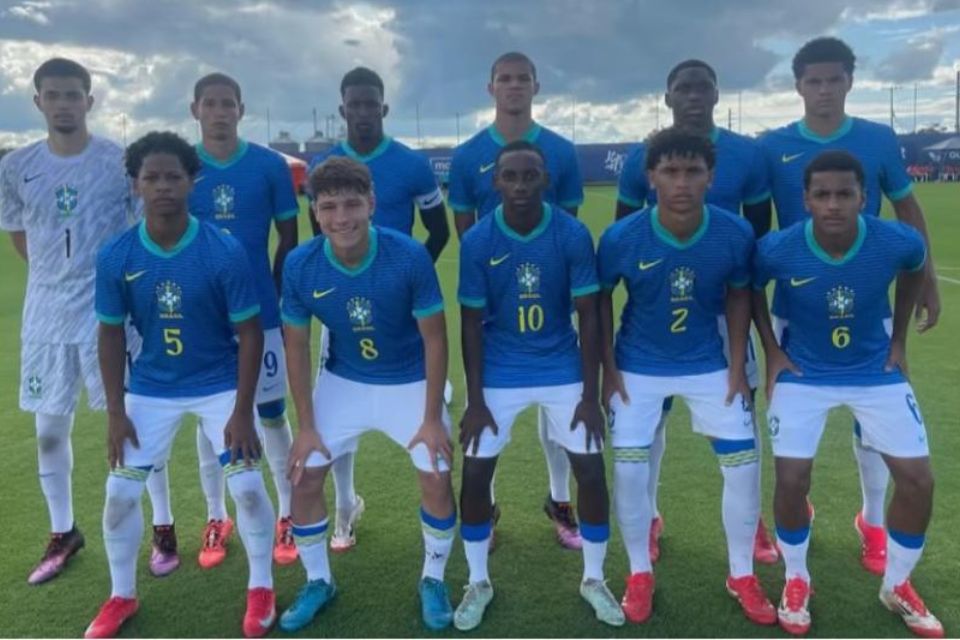 Zé Lucas estreou pela Seleção Brasileira Sub-17