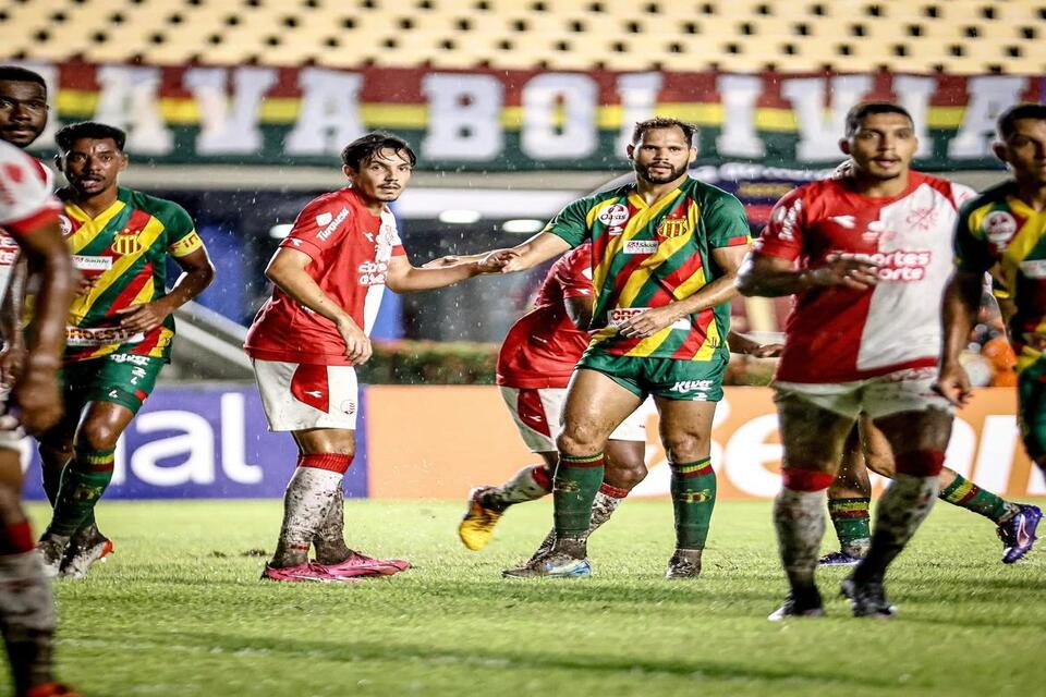 Náutico chegou aos cinco pontos e assumiu a sexta colocação do Grupo B. 