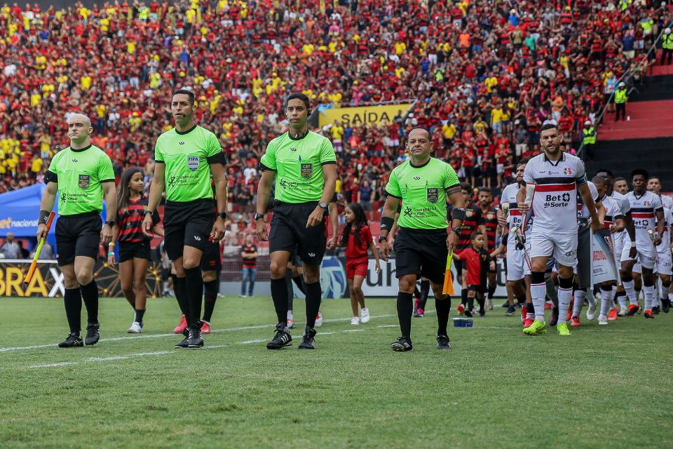 Santa Cruz faz solicitação para a Federação por arbitragem de fora