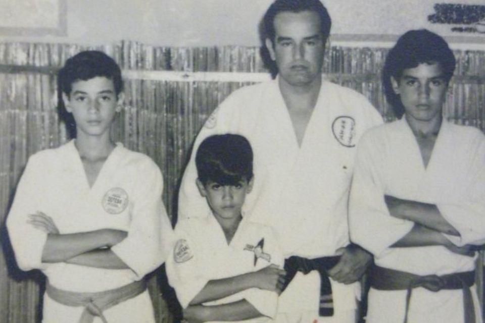 Diógenes Moraes e seus filhos 