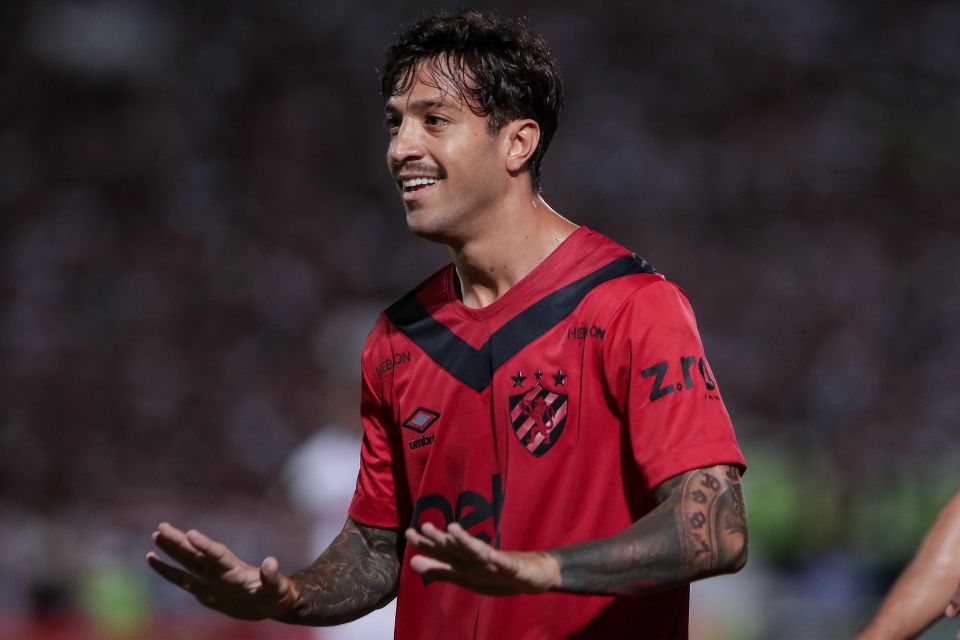 Fabricio Domínguez foi o autor do gol da vitória do Sport no Arruda