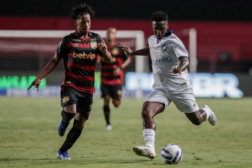 Sport e Retrô decidem título Pernambucano
