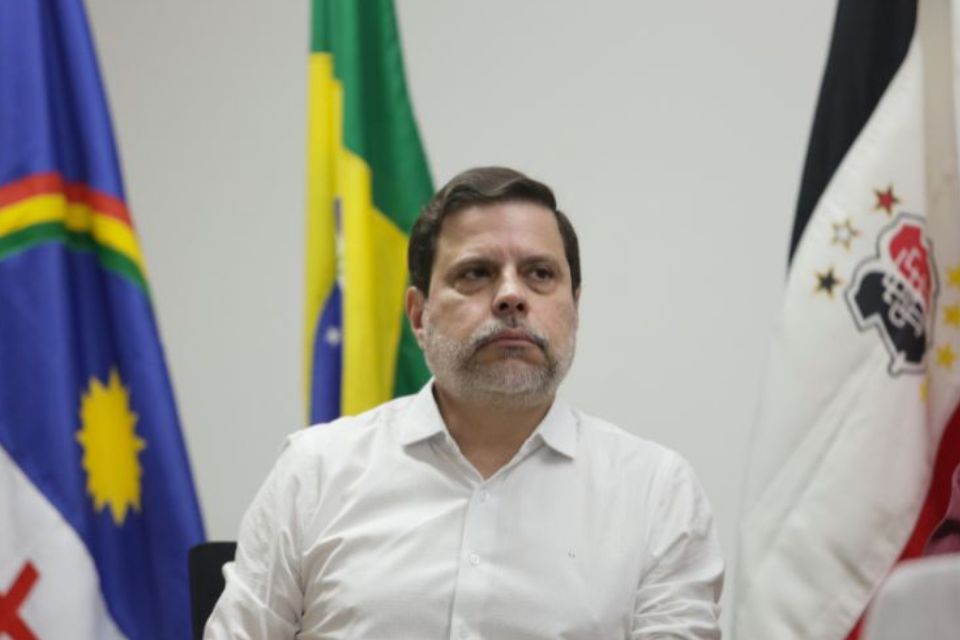 Tricolor espera o envio de documentos por parte dos investidores