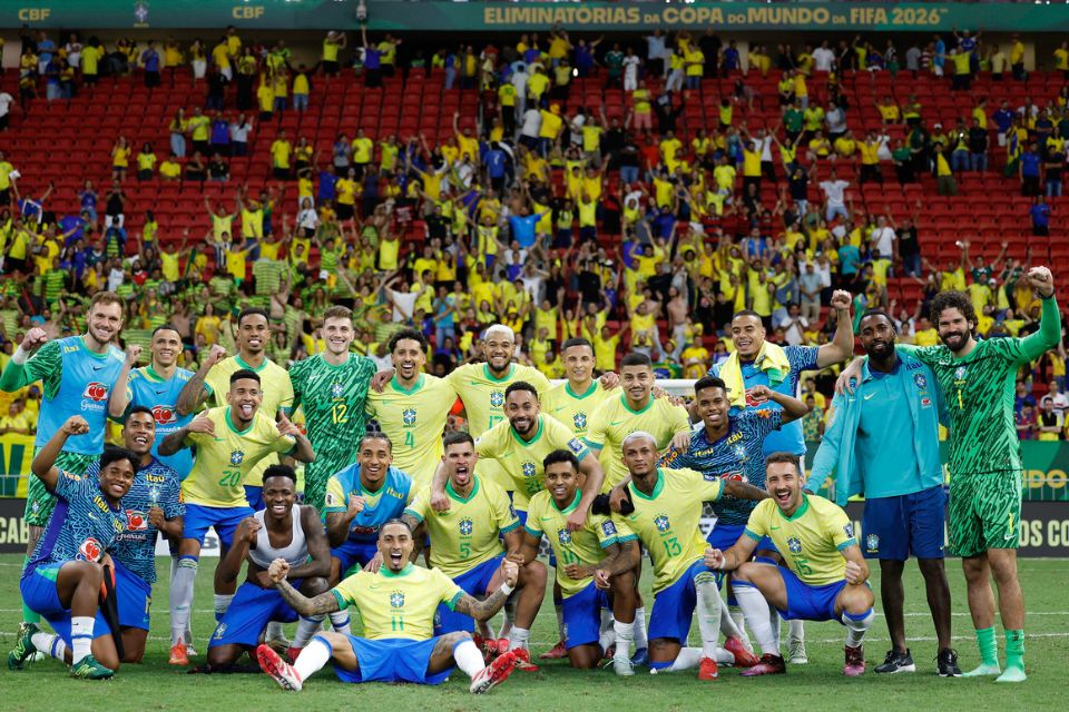 Os gols do Brasil foram marcados por Raphinha e Vinicius Jr
