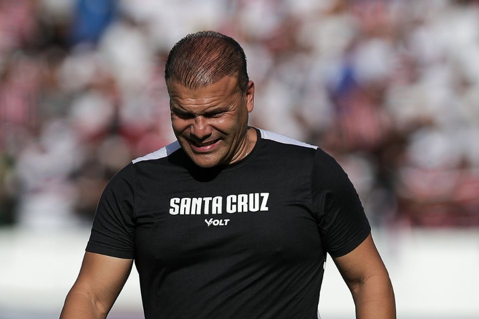 Santa Cruz deve passar por faxina no elenco

