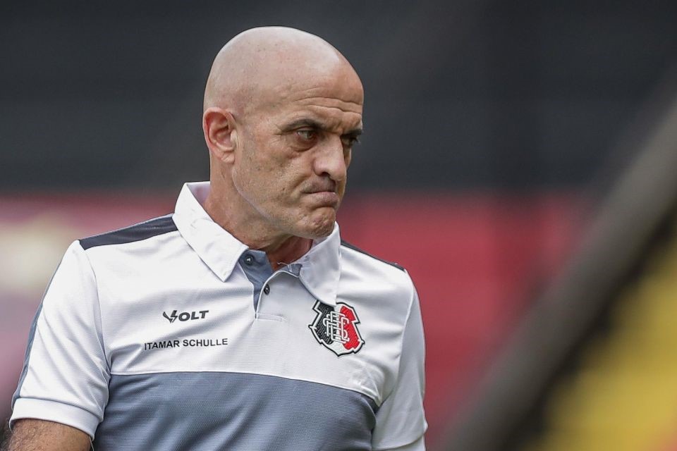 Itamar Schülle não segue no Santa Cruz para a sequência da temporada