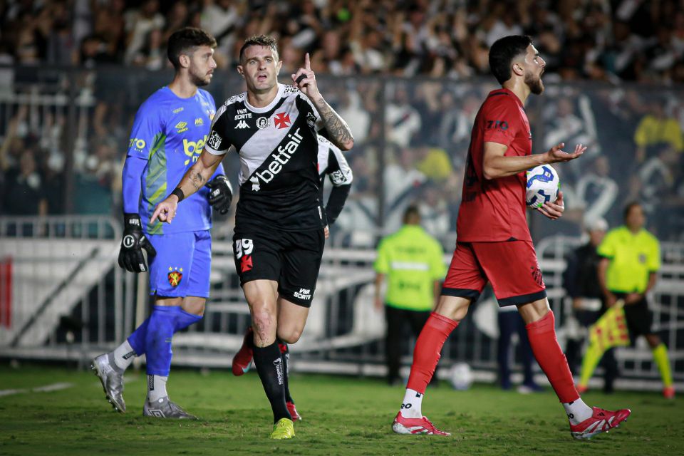 CBF divulga parecer sobre gol polêmico em Vasco e Sport