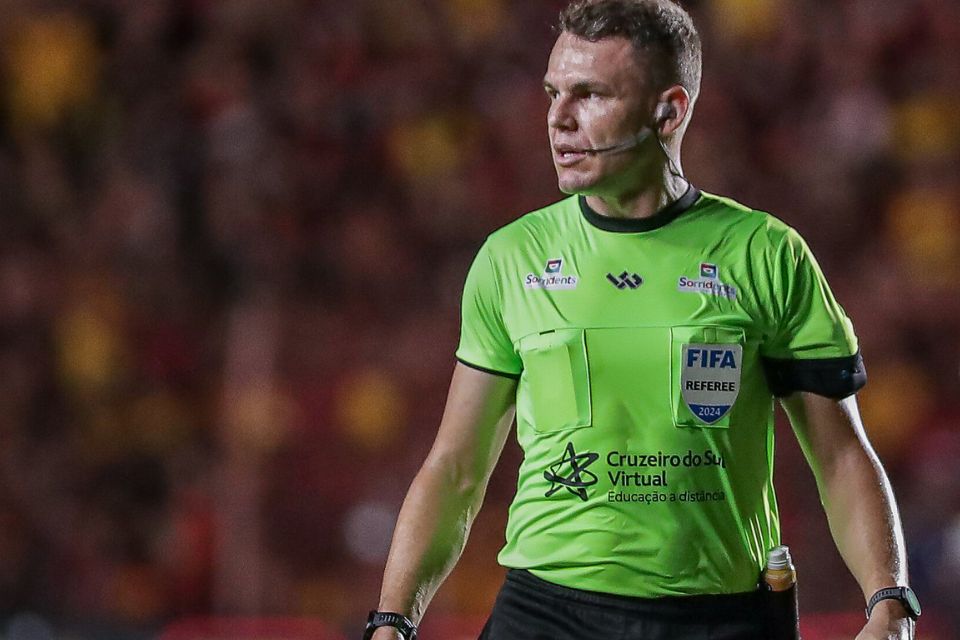Paulo Cesar Zanovelli apitou jogo da volta da final do Pernambucano 2025