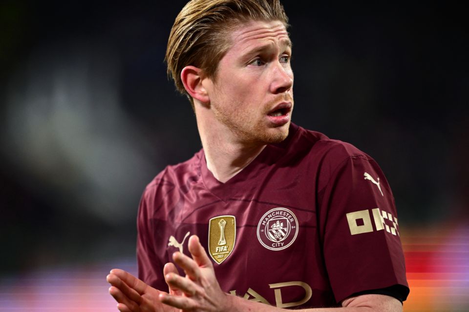 De Bruyne segue como uma das principais peças de Guardiola na reta decisiva do Campeonato Inglês