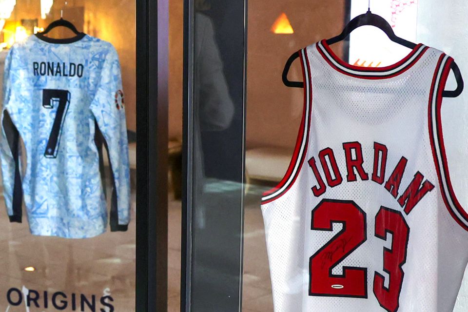 No topo da lista aparece Michael Jordan, ex-jogador do Chicago Bulls