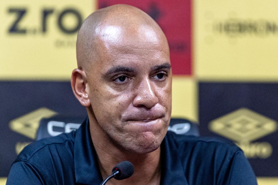 O t&eacute;cnico, do Sport, Pepa segue na berlinda da demiss&atilde;o/Rafael Vieira/DP Foto