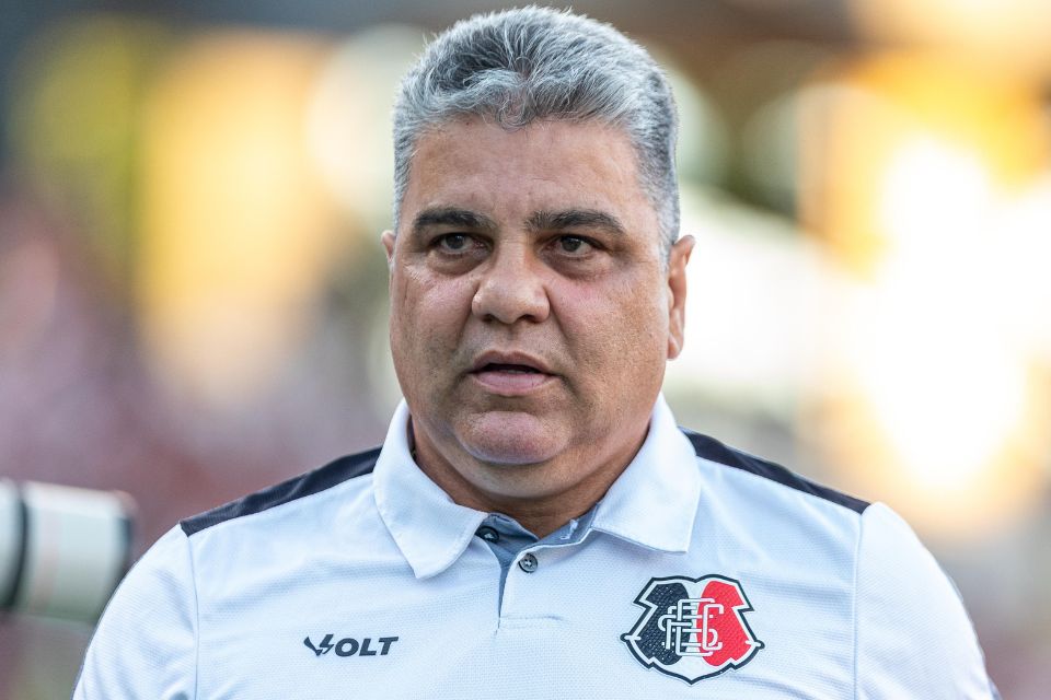 Marcelo Cabo diz que Santa Cruz tem um time base, não um time titular