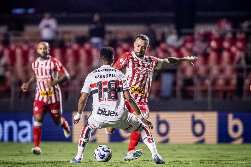 Náutico perde de virada para o São Paulo no Morumbi