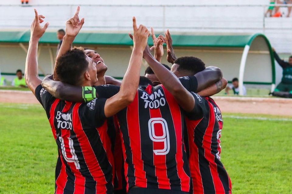 Santa Cruz visita o Santa Cruz de Natal, neste sábado (03), no Nazarenão