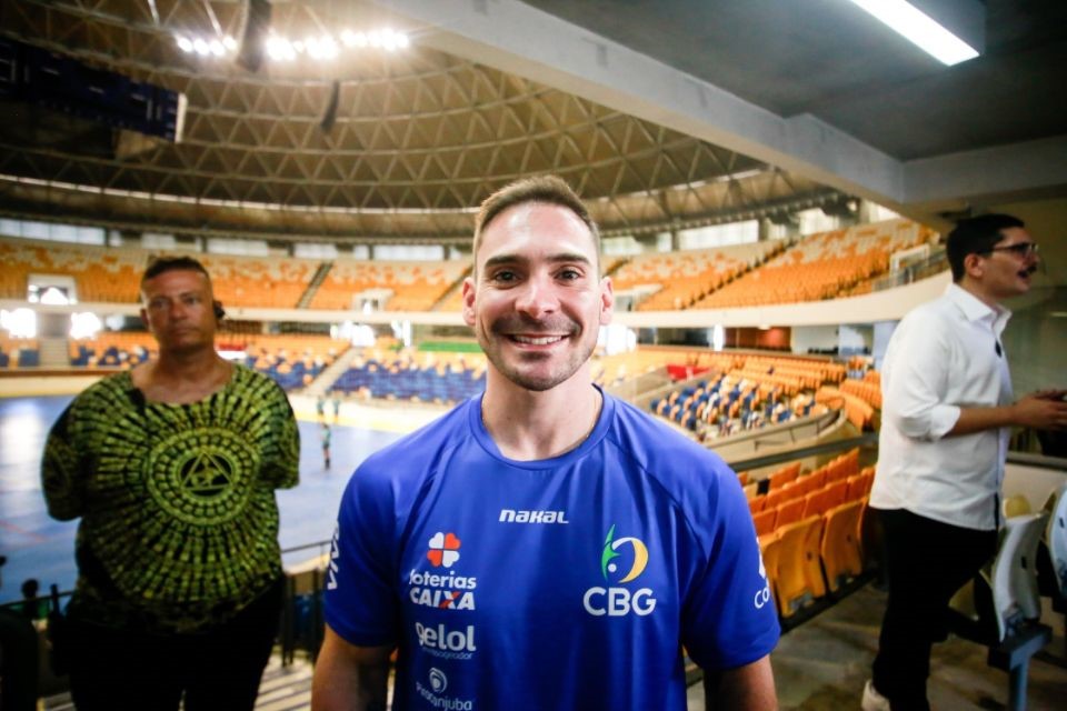 medalhista olímpico, Arthur Zanetti, esteve no evento do anúncio oficila