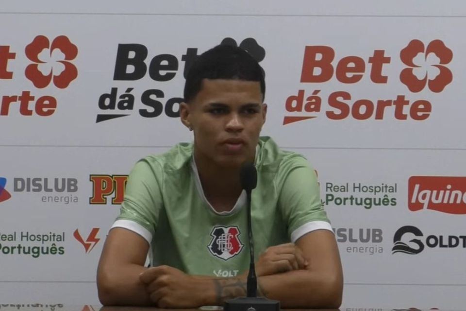 David Cabeça estreou na goleada do Santa Cruz contra o Horizonte-CE