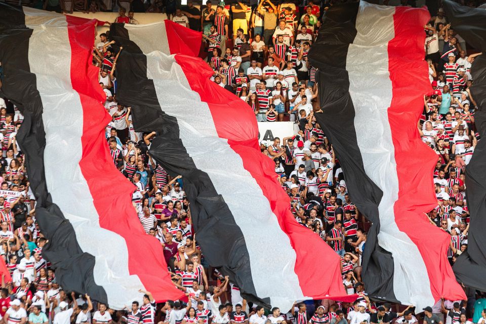 Tricolor do Arruda domina público na Série D
