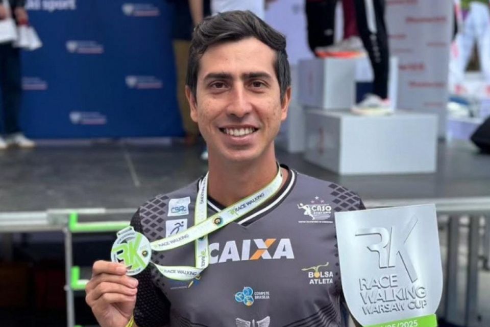 Vice-campeão olímpico e líder do ranking mundial, Caio Bonfim ficou com a medalha de prata
