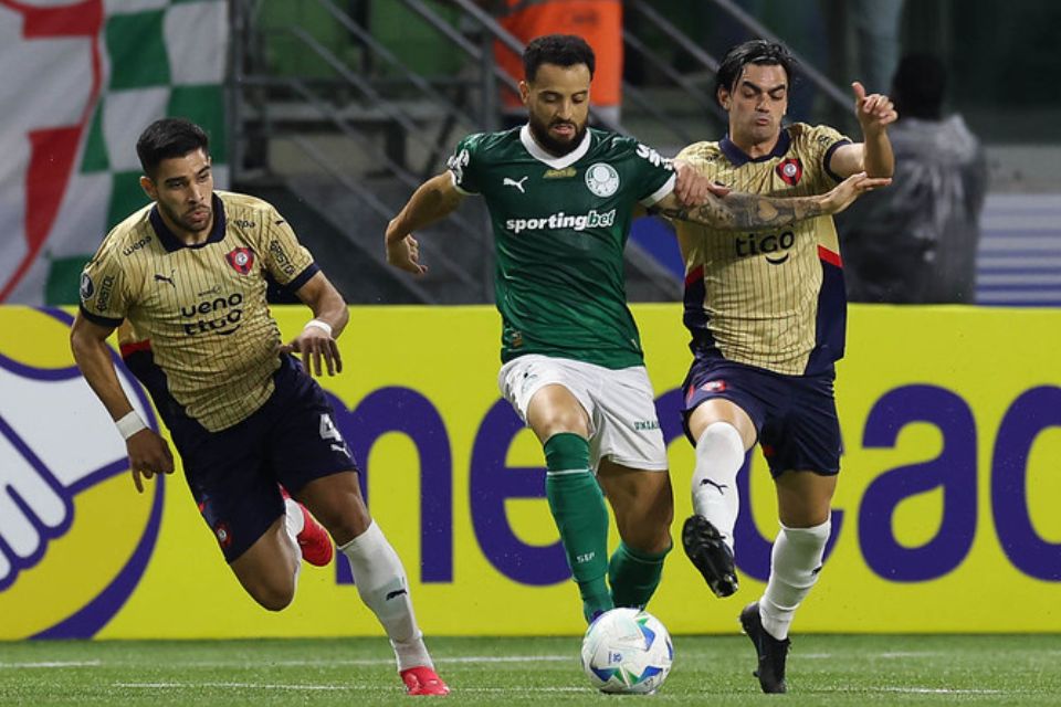 Felipe Anderson realizou o passe para o gol na primeira partida