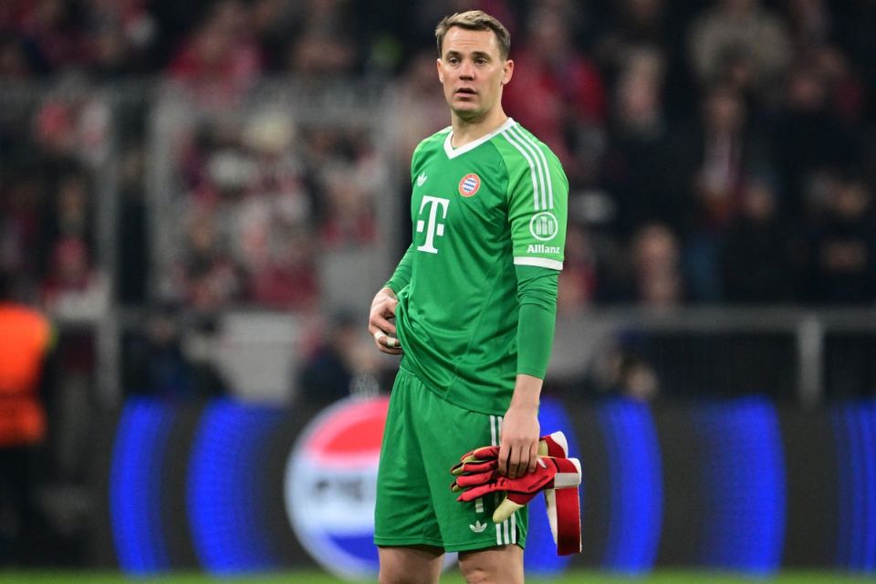 Neuer machucou a coxa direita no dia 5 de março enquanto comemorava um gol na partida de ida das oitavas de final da Liga dos Campeões