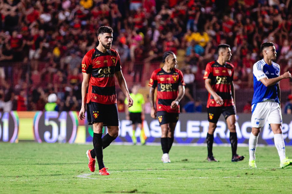 O primeiro tempo da partida terminou em 3 a 0 para o time mineiro