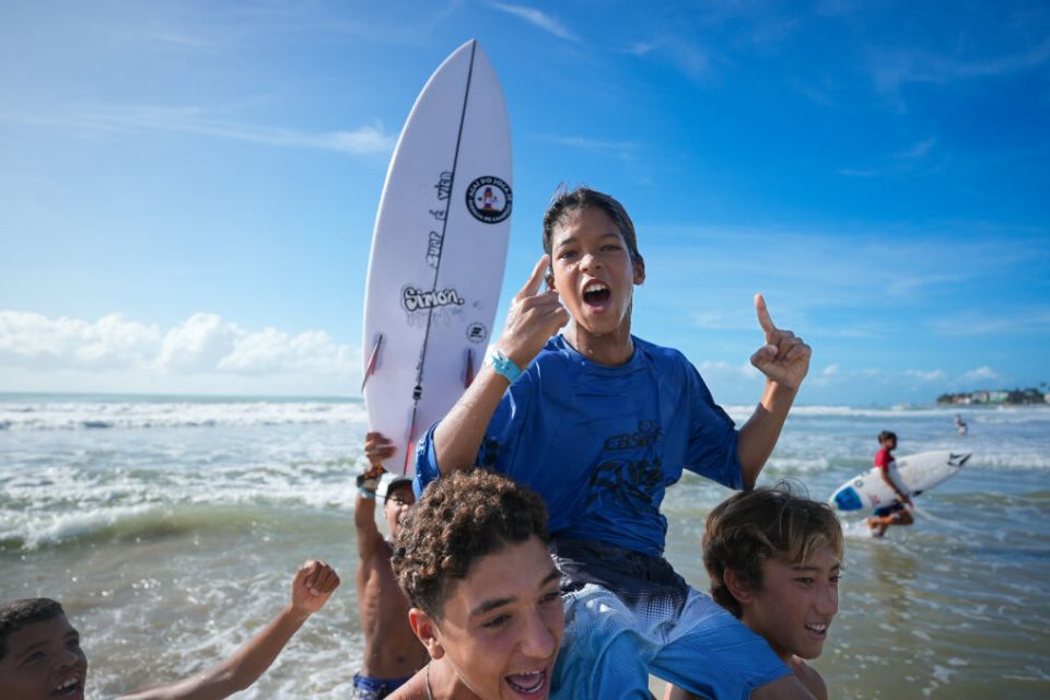 Narciso Inacio levantou o público ao longo do evento com um alto nível de surf