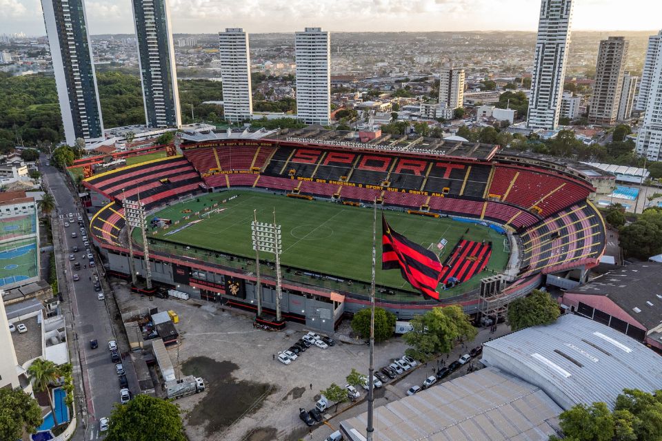 O Sport Club do Recife, fundado em 13 de maio de 1905, completa 120 anos nesta terça-feira (13)