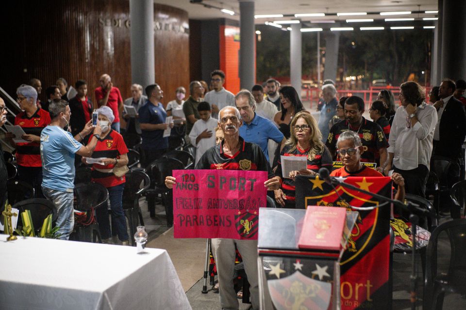 Sport celebrou seus 120 anos nesta terça-feira (13)