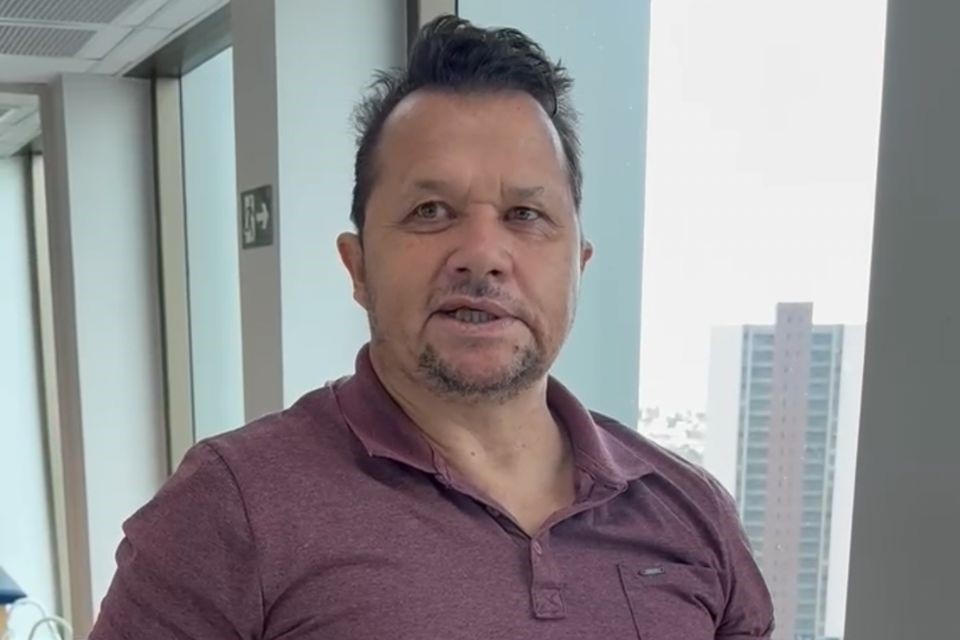 Kuki também aproveitou para celebrar a primeira vitória do Náutico na Série C